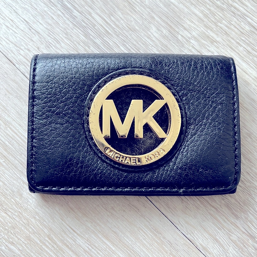 Michael KORS leather wallet